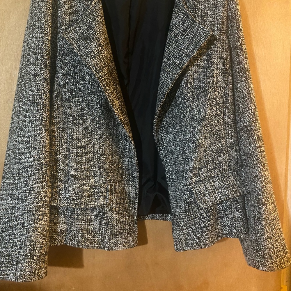 Roz & Ali Black and White Blazer Tailored Suit Jacket